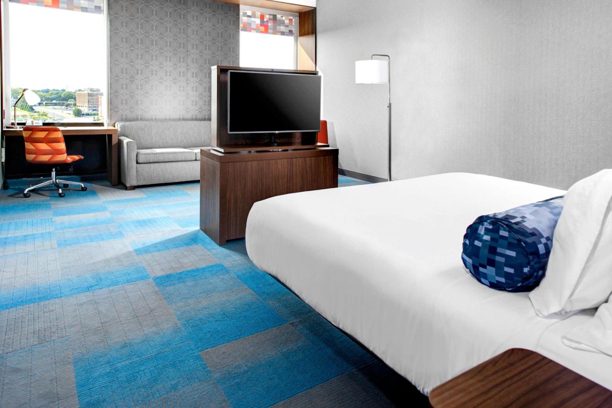 Aloft Durham Downtown Hotel Exterior photo