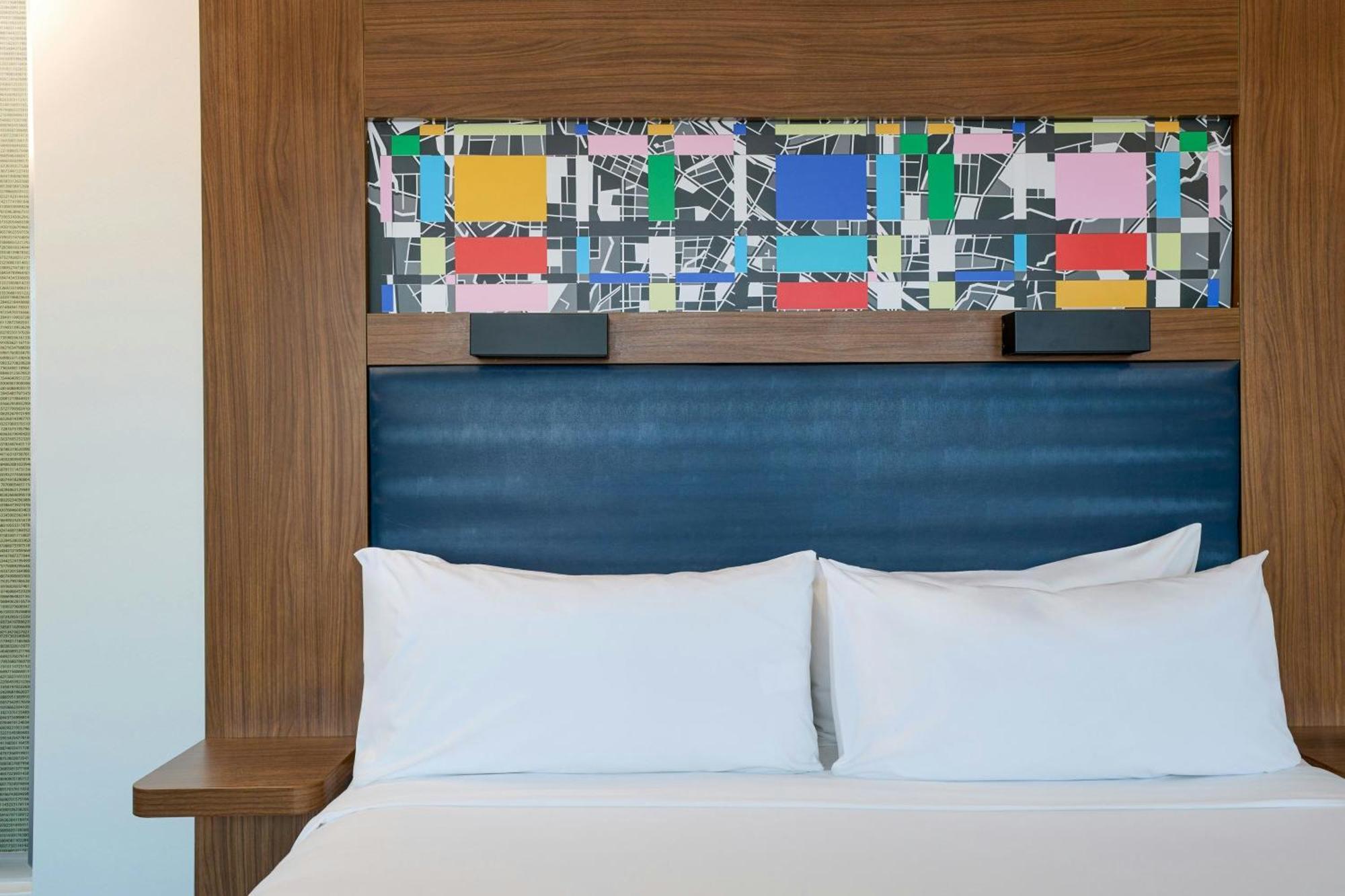 Aloft Durham Downtown Hotel Exterior photo