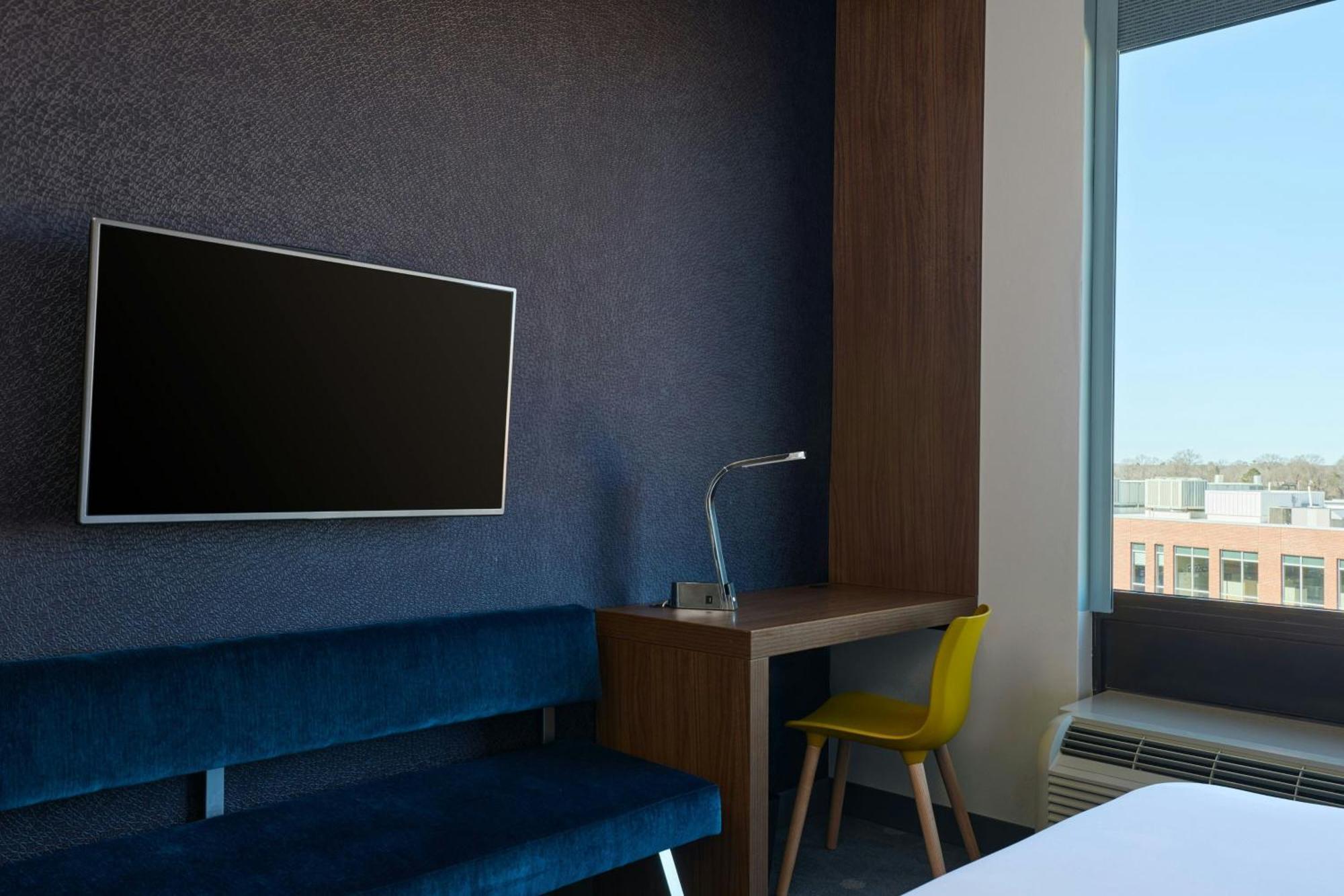 Aloft Durham Downtown Hotel Exterior photo